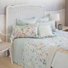 Activation married empower lenzuola matrimoniale completo 2piazze essenza home igone. Biancheria Dallo Stile Deciso Per Connotare L Ambiente In Modo Netto Cose Di Casa