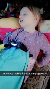 Helen Headrick's Instagram, Twitter & Facebook