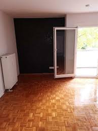 Mit fliesenschneider, flex oder nassschneidetisch exakte kanten schneiden, wenn beim verlegen feinsteinzeugfliesen an ecken und am ende der räume passend. 3 Zimmer Wohnung Zu Vermieten Iglauer Str 14 89518 Baden Wurttemberg Heidenheim An Der Brenz Mapio Net