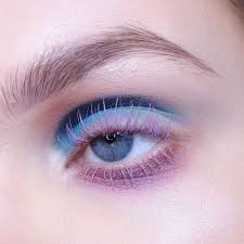 45 9k Followers 607 Following 408 Posts See Instagram Photos And Videos From Emilia Numm Maquillage Colore Techniques De Maquillage Maquillage Esthetique