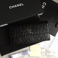 Chanel Woman Camellia Flower Wallet Black Original Leather Flower Wallet Leather Goodies Chanel Camellia