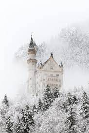 Neuschwanstein In Snow Neuschwanstein Castle Covered With Snow Winter Scenery Winter Vacation Winter Scenes