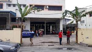 (one consignment note number per line, maximum 5 consignment note numbers per submission. Nava Netra Logistic Sdn Bhd Di Bandar Ipoh