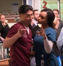 Chicago Med Dr Choi Nurse April Series E Filmes Filmes Chicago
