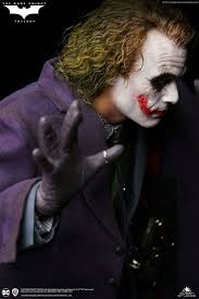Dropped at the first sign of trouble. Heath Ledger Joker Artists Edition Statue