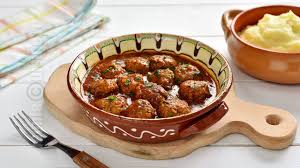 Ungem o tava de yena cu unt. Cartofi Gratinati La Cuptor Cartofi Frantuzesti Cc Eng Sub Jamilacuisine Youtube