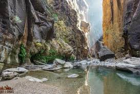 Zion, like all national parks that i have visited, is only crowded at the most famous spots. A Detailed Guide To Hiking The Narrows In Zion National Park Page 2 Of 4 Dirt In My Shoes