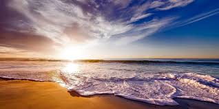 The destin beaches may be your ultimate destination, but along the route there are numerous florida points of interest and memories to make. Hotels In Destin Near Beach Holiday Inn Express Suites Destin E Commons Mall Area
