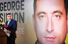 Han tjener på raseriet