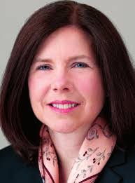 Larissa Voss's Instagram, Twitter & Facebook