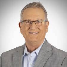 Nancy Schanz's Instagram, Twitter & Facebook