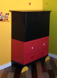 Diy Mickey Mouse Dresser Mickey Maus Kinderzimmer Disney Mobel Disney Schlafzimmer