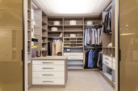 Weitere ideen zu begehbarer kleiderschrank kleiner raum begehbarer kleiderschrank klein kleiderschrank. 75 Ankleidezimmer Ideen Bilder April 2021 Houzz De