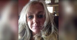 Lisa Mackey's Instagram, Twitter & Facebook