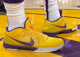 Ad explained that wearing those was about making a statement. Nbakicks On Twitter Anthony Davis Nike Kobe 4 Protros At Home Nbakicks
