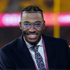 Robert Griffin III's Mike Tyson Message During Jake Paul Fight Goes Viral