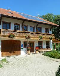 Blick auf kloster au am inn. Urlaub Auf Dem Wagnerhof In Au Am Inn Muhldorf Am Inn Oberbayern Nahe Chiemsee Alpen