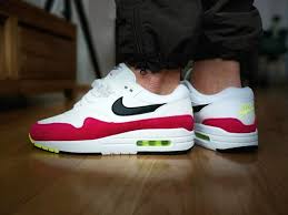 Nike Air Max Sneakers Nike Air Max Air Max Air Max 1 Nike Air Sneakers Nike Nike Air Max 1 Rush Pink On Nike Air Max Pink Nike Air Max