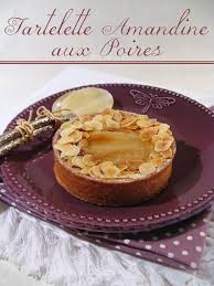 L Automne S Est Definitivement Installe Avec Le Changement D Heures J Ai Le Sentiment Etrange Qu Il F Amandine Aux Poires Recette De Tartelette Tartelette