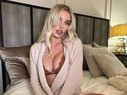 Helen Flanagan drives fans wild with string of sultry underwear snaps after  boob job - Mirror Online