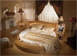 The round beds play an effective and vital role in your bedroom. 115 Romantic Round Bed Ideas For All Types Of Homes Wedinator
