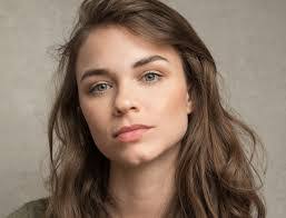 Hazel Young's Instagram, Twitter & Facebook