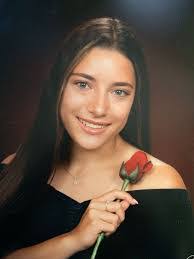 Michelle Droz's Instagram, Twitter & Facebook