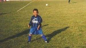 Check out his latest detailed stats including goals, assists, strengths & weaknesses and match ratings. Op Klompjes En Oma S Appelmoes Werd Donyell Malen Groot Nos
