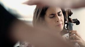 Erich-Benjamin-Stiftung Yoga mit Musik