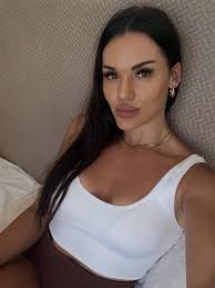 smile it's the November nights 🍂🐒