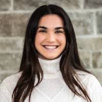 Kari Goddard's Instagram, Twitter & Facebook