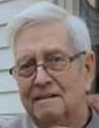 Maryann Hollenbeck's Instagram, Twitter & Facebook