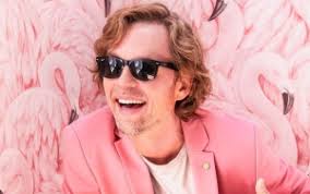 Darren Hayes Latest News, Bio, Profile, Album, Movie and Photo.