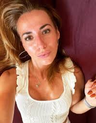 W programie pojawiła się żona ministra łukasza schreibera z rządu pis. Wx7e1nlonurazm