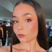 Caroline Blum's Instagram, Twitter & Facebook