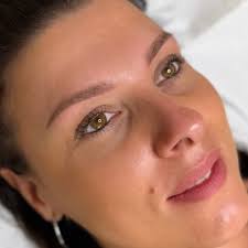 Julie Kuster, Spécialiste Sourcils 📍Haguenau (@lesthetik67_pmu) •  Instagram photos and videos