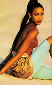 Notes on fashion at the metropolitan museum of art on may 6, 2019 in new york city. Behind The Runway Naomi Campbell Thefashionexpert Com