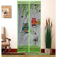 Produk ini sangat cocok dipasang sebagai pembatas ruang tamu, tirai kamar tidur, hingga dekorasi pada jendela rumah. 10 Rekomendasi Tirai Pintu Kamar Paling Favorit Untuk Mempercantik Ruangan 2020