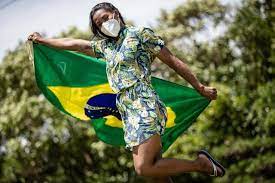 Direto de ceilândia, no distrito federal, a judoca ketleyn quadros já… Ketleyn Quadros E Primeira Mulher Do Judo A Portar A Bandeira Do Brasil Na Cerimonia De Abertura Dos Jogos Olimpicos Cbj