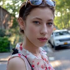 summer rowland (@summertrowland)