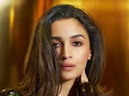 Alia Bhatt champions bronzed beauty