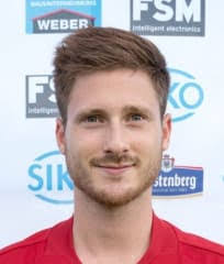 Robin Schlegel's Instagram, Twitter & Facebook