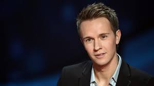 Interrogé par le magazine nous deux, cyril féraud s'est laissé aller à quelques confidences sur sa vie privée. Cyril Feraud Partage Sa Douleur Sur Twitter Apres La Mort De Son Pere Lci