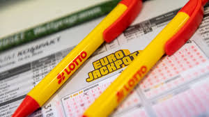 Am späten freitagabend werden die gewinnzahlen und. Eurojackpot 11 Juni Hier Die Aktuellen Gewinnzahlen Der Ziehung Lotto