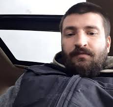 talking to or dating the same guy? Drop a pic along with and info that