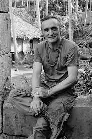 american actors dennis hopper on the set of the film apocalypse now directed by francis ford coppola and based on joseph c dennis hopper american actors hopper