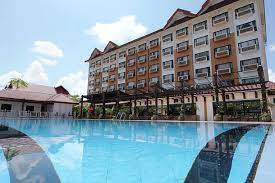 Dan yang terakhir, saya nak tanya sesuatu, anda pernah tak pergi mana mana resort yang aktiviti nya ada macam di bawah ni? 30 Hotel Murah Di Kuala Terengganu Yang Selesa Untuk Bajet Traveller