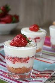 Intanto procedete alla decorazione della. Tiramisu Alle Fragole Senza Uova Benedetta Parodi Ricette Di Cucina Gustosa Ricerca