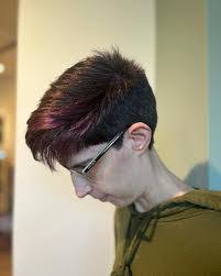 Suzette Bouchard's Instagram, Twitter & Facebook