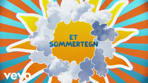 Den selverklærte sjefen for fest har en visjon om å spre glede gjennom sin musikk. Freddy Kalas Et Sommertegn Lyric Video Youtube